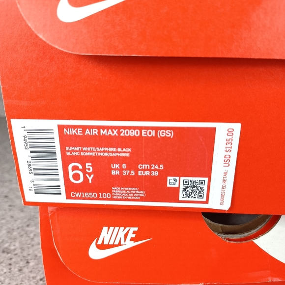 Nike Air Max 2090 Sneakers - Picture 8 of 11